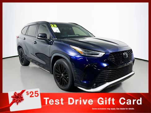 Used 2023 Toyota Highlander XSE image 1