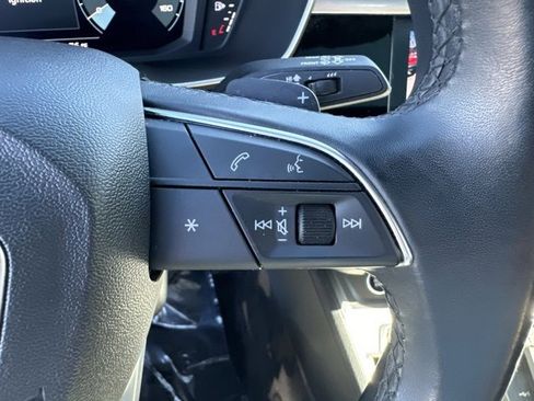 Used 2023 Audi Q3 2.0T Premium image 19