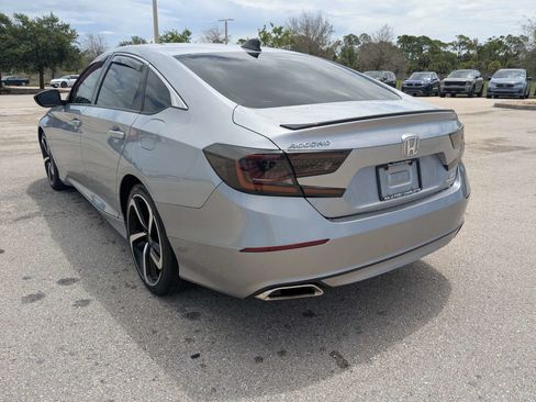 Used 2022 Honda Accord Sport image 6