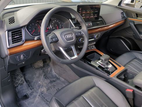 Used 2023 Audi Q5 Premium w/ Convenience Package AWD/4WD image 15