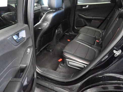 Used 2024 Ford Escape ST-Line image 17