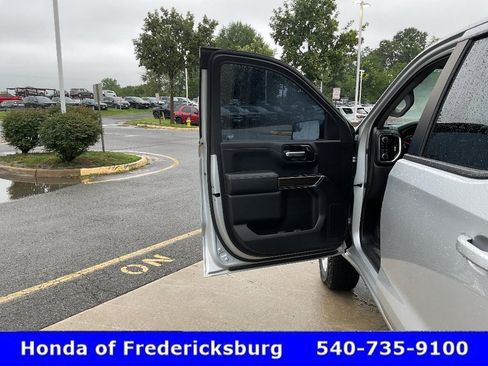 Used 2021 Chevrolet Silverado 1500 RST AWD/4WD image 14