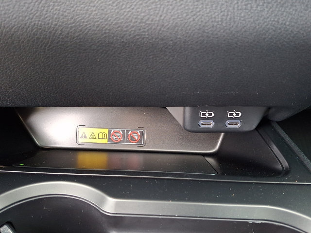 Used 2025 Lexus UX 300h FWD w/ Accessory Package (Z2) image 27
