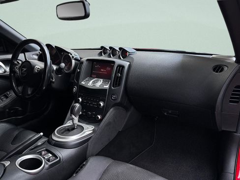 Used 2013 Nissan 370Z Touring w/ Sport Pkg RWD image 37
