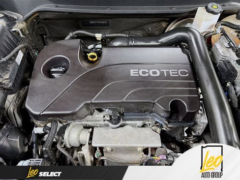 Used 2018 Chevrolet Equinox LT image 29