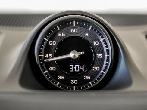 New 2026 Porsche Cayenne image 22