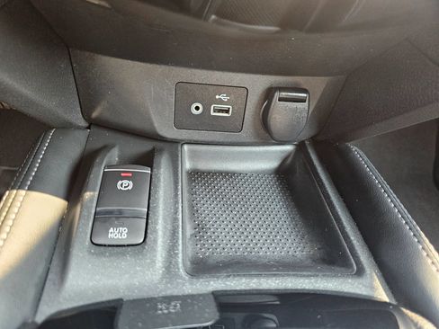 Used 2020 Nissan Rogue SL w/ Premium Package AWD/4WD image 25