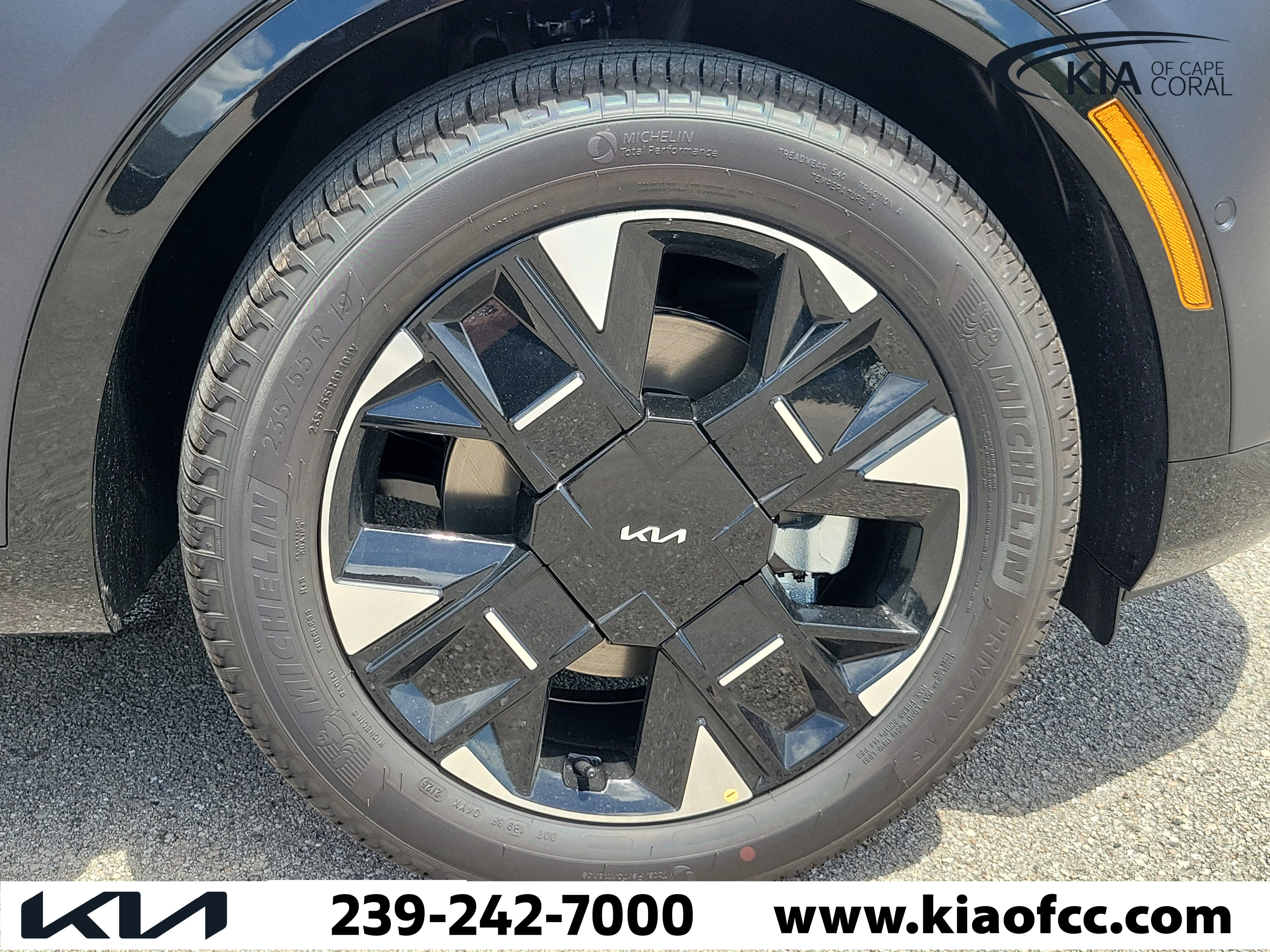 New 2027 Kia Sportage SX FWD image 7