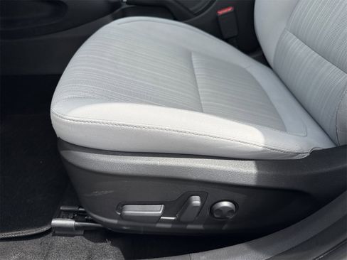 Used 2023 Hyundai Kona SEL image 17