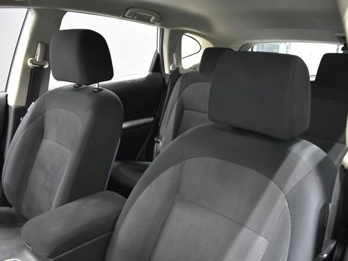Used 2013 Nissan Rogue S FWD image 16