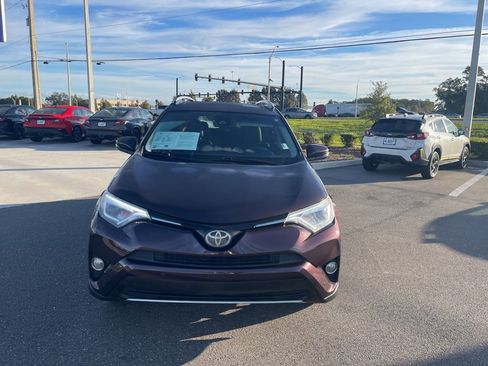 Used 2017 Toyota RAV4 Limited image 2