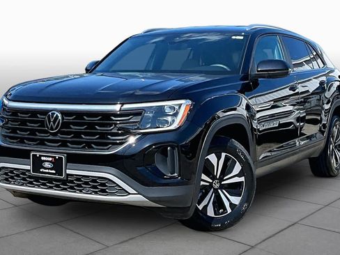 Used 2024 Volkswagen Atlas Cross Sport SE FWD image 35