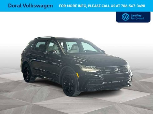 Used 2024 Volkswagen Tiguan SE R-Line FWD image 2