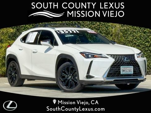 Certified 2024 Lexus UX 250h FWD image 1