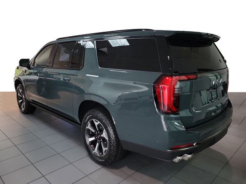New 2026 GMC Yukon XL AT4 Ultimate image 4