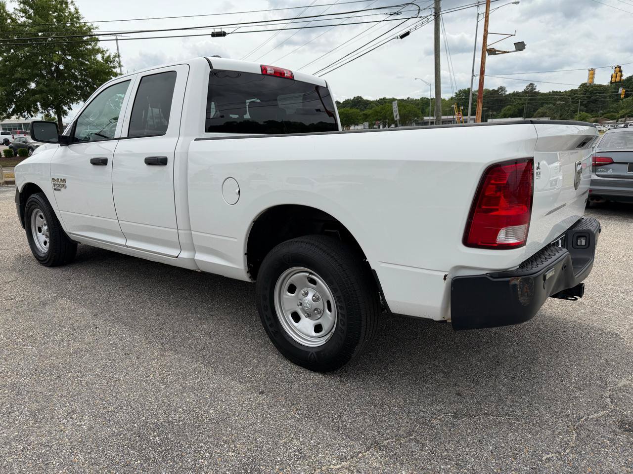 Used 2019 RAM 1500 Tradesman RWD image 17