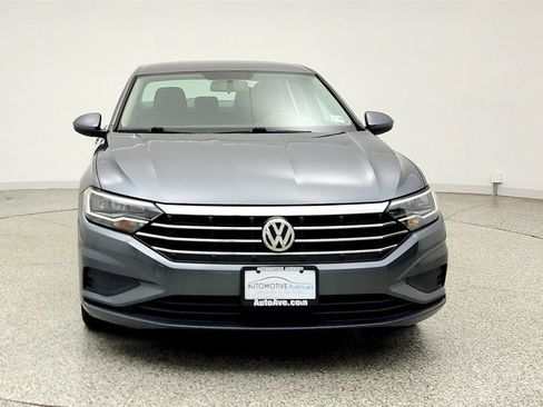 Used 2019 Volkswagen Jetta S w/ Driver Assistance Package FWD image 2