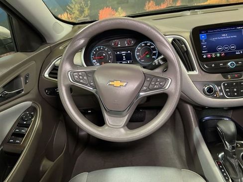 Used 2024 Chevrolet Malibu LT image 59