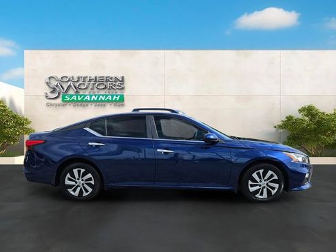 Used 2020 Nissan Altima 2.5 S FWD image 6