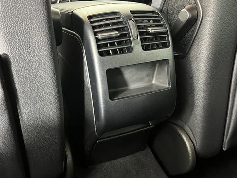 Used 2013 Mercedes-Benz GLK 350 2WD image 28