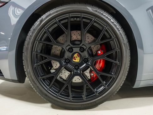 Used 2024 Porsche 911 Targa 4 GTS image 22