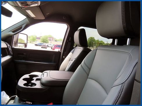 New 2026 RAM 3500 Tradesman AWD/4WD image 14