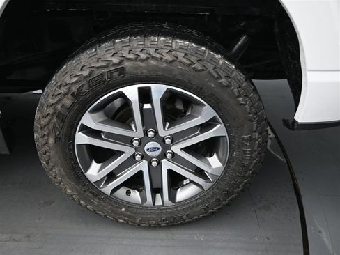 Used 2021 Ford F150 XL w/ STX Appearance Package image 19