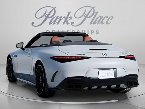 Used 2022 Mercedes-Benz SL 63 AMG 4MATIC image 14