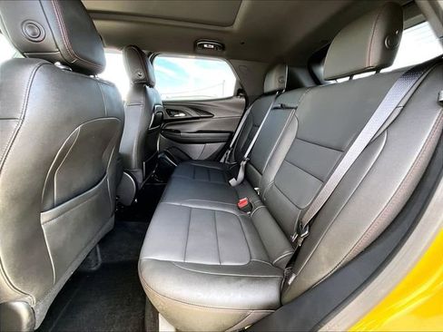 Used 2025 Chevrolet TrailBlazer RS w/ Convenience Package image 15