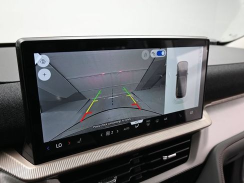 New 2026 Ford Explorer Active RWD image 13