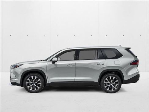 New 2026 Toyota Grand Highlander AWD Hybrid image 3
