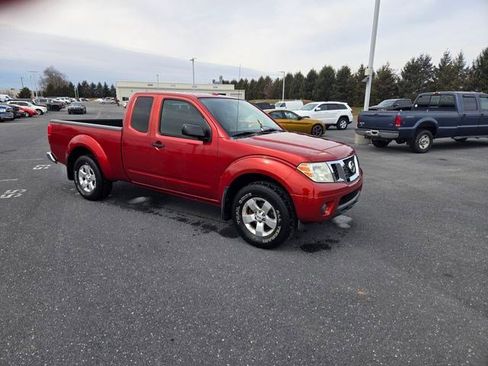Used 2012 Nissan Frontier SV w/ SV Premium Utility Pkg image 9