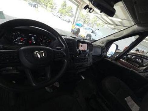 Used 2023 RAM ProMaster 2500 FWD image 13