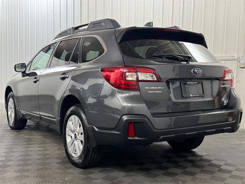 Used 2018 Subaru Outback 2.5i Premium AWD/4WD image 3