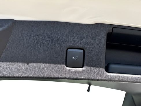 New 2026 Ford Escape ST-Line Select w/ Tech Pack #2 image 40