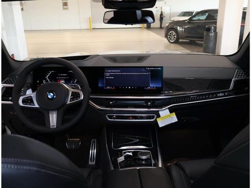 Used 2026 BMW X5 sDrive40i w/ M Sport Package RWD image 17