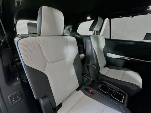 New 2026 Lexus TX 500h AWD w/ Technology Package image 26