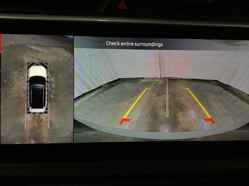 New 2026 Jeep Cherokee Overland w/ Advanced Pro Tech Group image 22