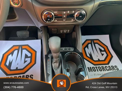 Used 2022 Chevrolet TrailBlazer LT w/ Convenience Package image 12