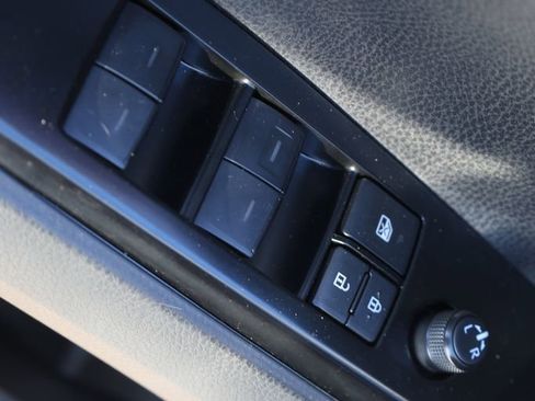 Used 2025 Toyota Camry XSE image 27