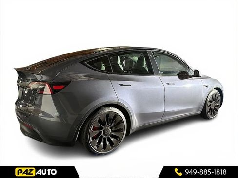 Used 2022 Tesla Model Y Performance AWD/4WD image 5