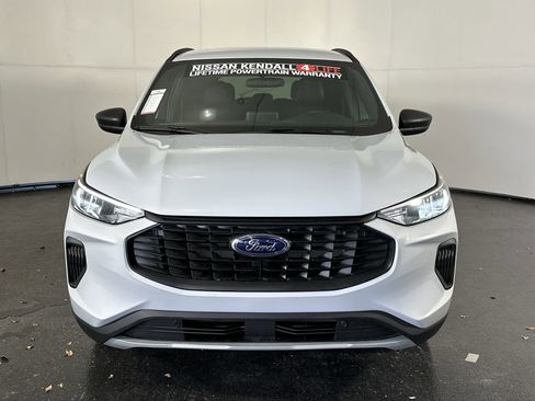 Used 2025 Ford Escape ST-Line image 4