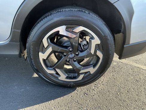 Used 2022 Subaru Crosstrek 2.5i Limited w/ Moonroof Package 2 image 11