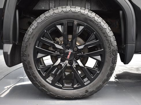 Used 2021 GMC Sierra 1500 Denali w/ Denali Ultimate Package image 17