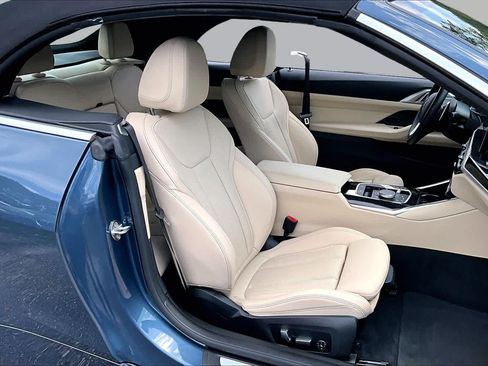 Certified 2024 BMW 430i Convertible w/ Convenience Package RWD image 9