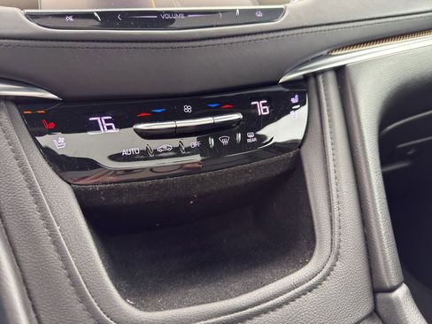 Used 2019 Cadillac XT5 Platinum image 26