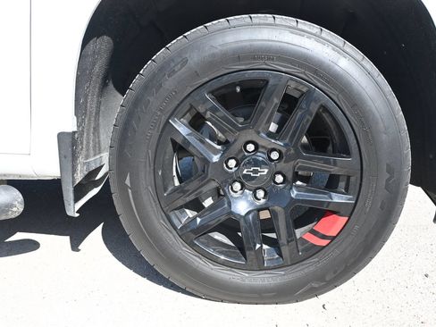 Used 2022 Chevrolet Silverado 1500 RST w/ Redline Edition RWD image 6