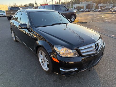Used 2013 Mercedes-Benz C 250 Sedan image 7