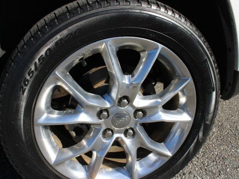 Used 2016 Jeep Grand Cherokee Summit w/ Skid Plate Group image 40