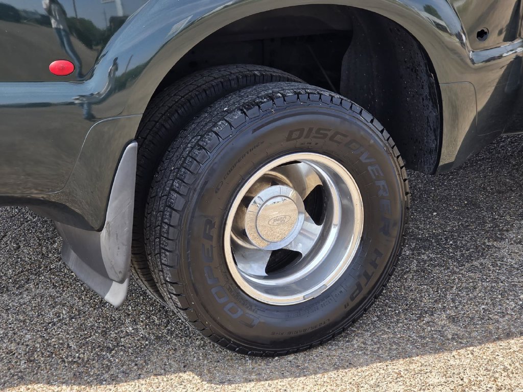 Used 2003 Ford F350 XL RWD image 11